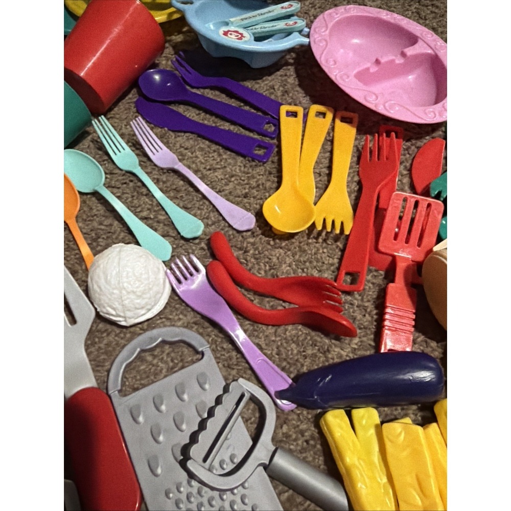 Huge Vintage Play Food Lot Play Kitchen Accessories Bowls Plates Food Mixed Lot - Picture 6 of 15